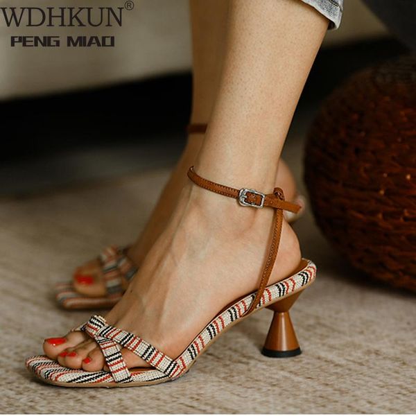 sandals 2021 print flower peep toe ankle strap high heels women summer kitten party ladies shoes sandalias 6cm, Black
sandals 2021 print flower peep toe ankle strap high heels women summer kitten party ladies shoes sandalias 6cm, Black