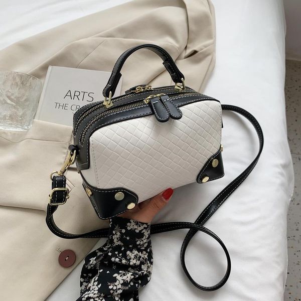 evening bags pu leather women handbags fashion ladies shoulder travel bag designer weave crossbody for messenger
evening bags pu leather women handbags fashion ladies shoulder travel bag designer weave crossbody for messenger