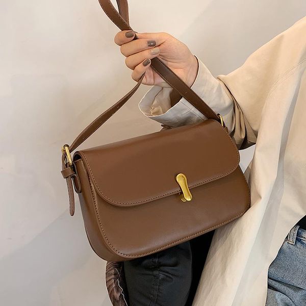 evening bags niche design bag 2021 female autumn messenger senior retro shoulder underarm square width: 25cm
evening bags niche design bag 2021 female autumn messenger senior retro shoulder underarm square width: 25cm