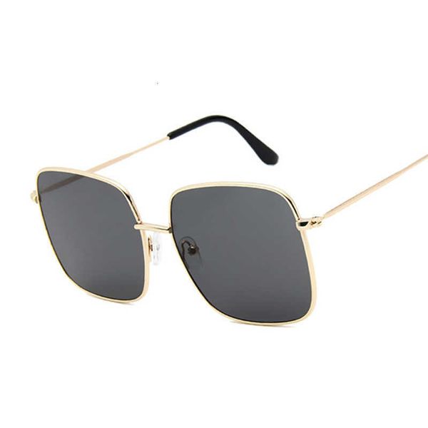 luxury designer sunglasses retro big square women vintage brand shades progressive metal color sun glasses for female fashion designer lunet, White;black
luxury designer sunglasses retro big square women vintage brand shades progressive metal color sun glasses for female fashion designer lunet, White;black