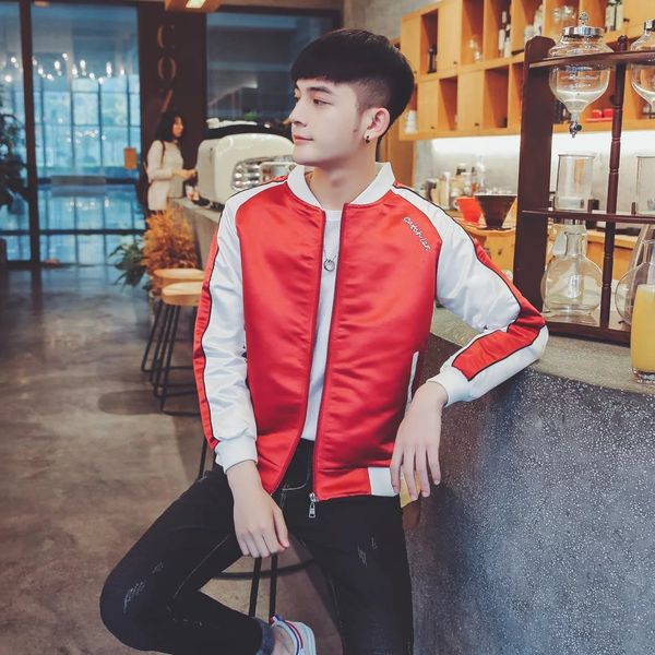 trend japanese korean satin embroidered baseball korea harajuku bf men's autumn and winter loose jacket, Black;brown
trend japanese korean satin embroidered baseball korea harajuku bf men's autumn and winter loose jacket, Black;brown