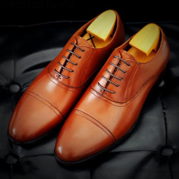 dress shoes men oxford genuine leather lace-up pointed toe black brown color capped spring autumn
dress shoes men oxford genuine leather lace-up pointed toe black brown color capped spring autumn