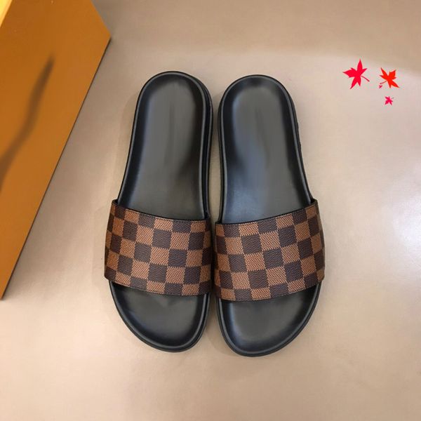 2021 slipper designer slide summer sandals fashion men beach indoor flat flip flops leather luxurys shoes mens slippers with box size 39-45, Black
2021 slipper designer slide summer sandals fashion men beach indoor flat flip flops leather luxurys shoes mens slippers with box size 39-45, Black