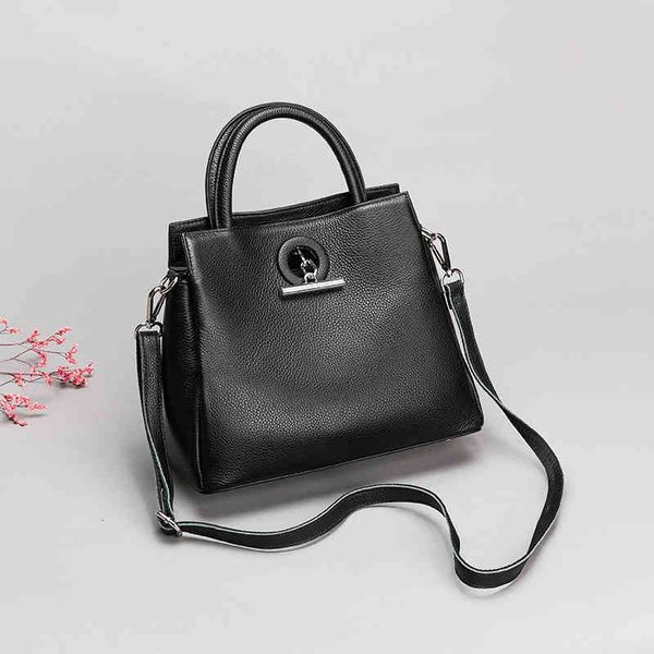 leather women's 2021 fashion hand layer cowhide cross shoulder versatile princess bag 0417
leather women's 2021 fashion hand layer cowhide cross shoulder versatile princess bag 0417
