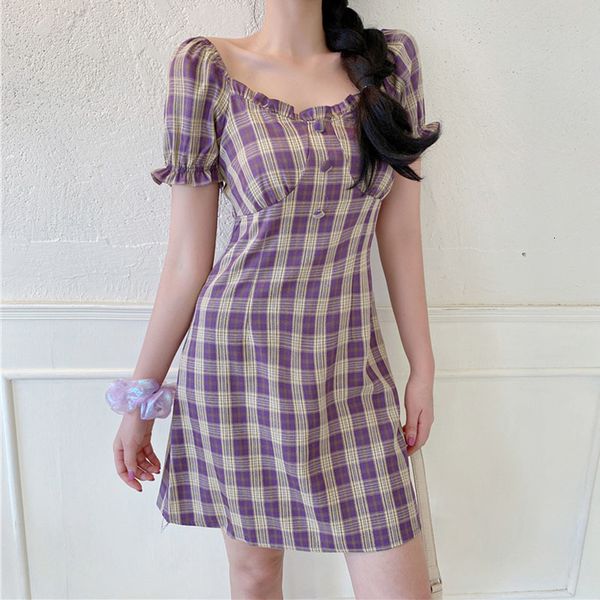 2021 new spring summer women vintage plaid v-neck elegant casual female loose a-line party short uria, Black;gray
2021 new spring summer women vintage plaid v-neck elegant casual female loose a-line party short uria, Black;gray