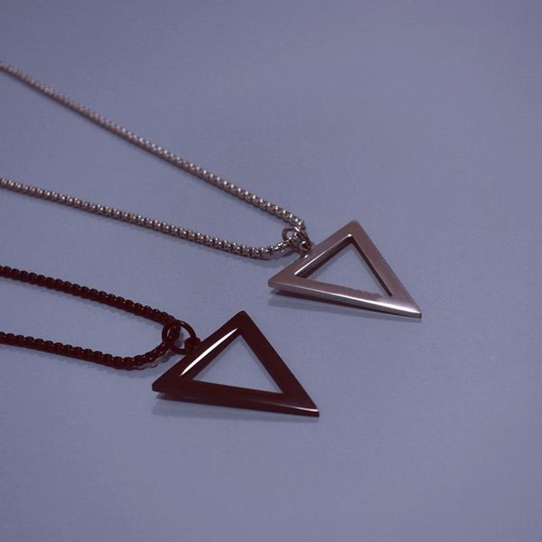 pendant necklaces 2021 fashion black silver color triangle necklace men trendy stainless steel chain jewelry gift
pendant necklaces 2021 fashion black silver color triangle necklace men trendy stainless steel chain jewelry gift