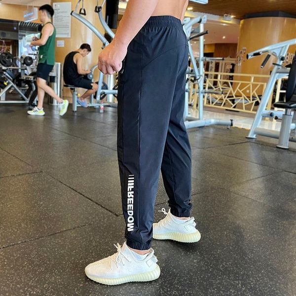 running pants summer sport pant for men fitness joggers thin breathable quick dry gym elastic sweatpants workout loose long, Black;blue
running pants summer sport pant for men fitness joggers thin breathable quick dry gym elastic sweatpants workout loose long, Black;blue