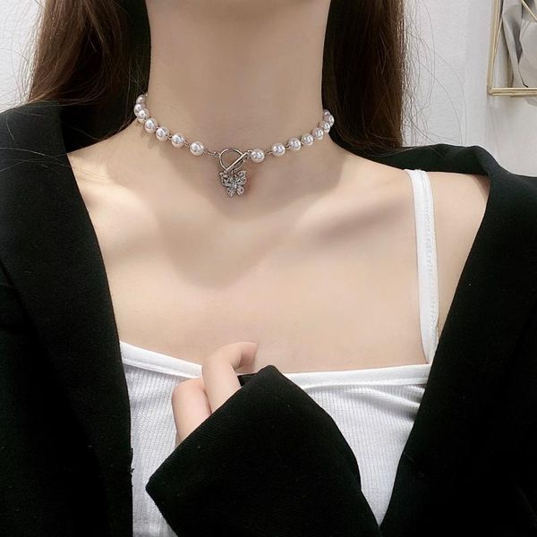 chokers korean pearl necklace fashion sweet ot buckle butterfly pendant chain clavicle choker short for women, Golden;silver
chokers korean pearl necklace fashion sweet ot buckle butterfly pendant chain clavicle choker short for women, Golden;silver
