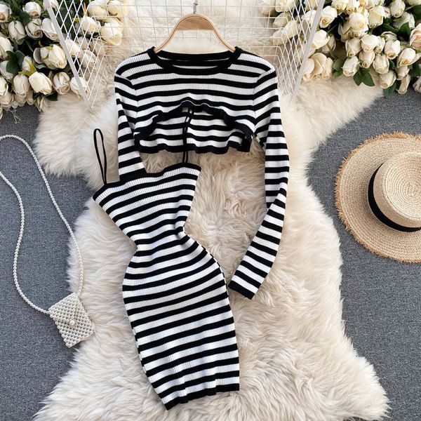 two piece dress foamline set two striped female pieces, short + dress spaghetti with a handle 25hh, White
two piece dress foamline set two striped female pieces, short + dress spaghetti with a handle 25hh, White