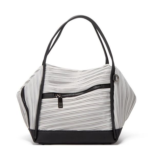 evening bags women designer fold shoulder bag simple fashion lightweight pu leather messenger large capacity portable female
evening bags women designer fold shoulder bag simple fashion lightweight pu leather messenger large capacity portable female