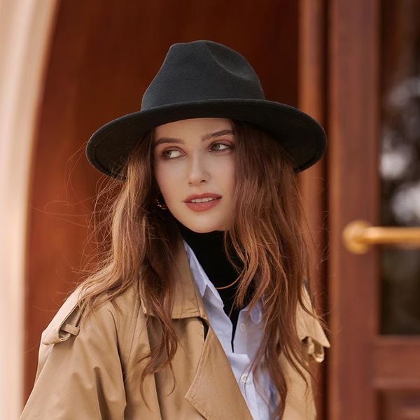 stingy brim hats style felt hat female european and american export chain decoration jazz temperament fashion top, Blue;gray
stingy brim hats style felt hat female european and american export chain decoration jazz temperament fashion top, Blue;gray