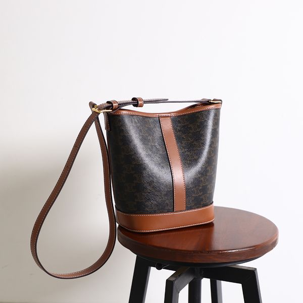 goddess coming lisa wenjia lin zhoujing same style bag arc de triomphe bag genuine leather presbyopic bucket bag underarm
goddess coming lisa wenjia lin zhoujing same style bag arc de triomphe bag genuine leather presbyopic bucket bag underarm