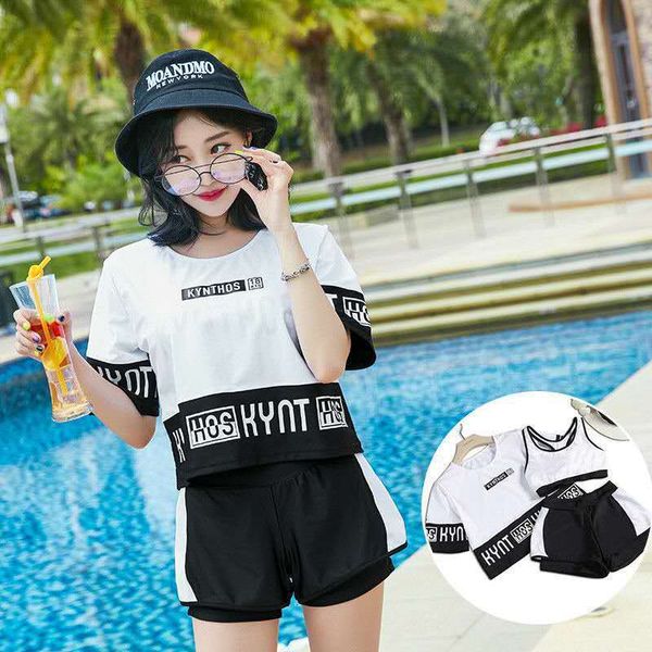 2021 new women's split three korean piece version ins conservative cover belly show thin spring swims, White;black
2021 new women's split three korean piece version ins conservative cover belly show thin spring swims, White;black