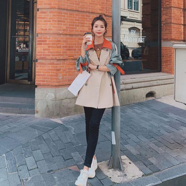 stitching windbreaker women autumn popular tooling coat loose double-breasted epaulettes button trench coat female pocket e261, Tan;black
stitching windbreaker women autumn popular tooling coat loose double-breasted epaulettes button trench coat female pocket e261, Tan;black