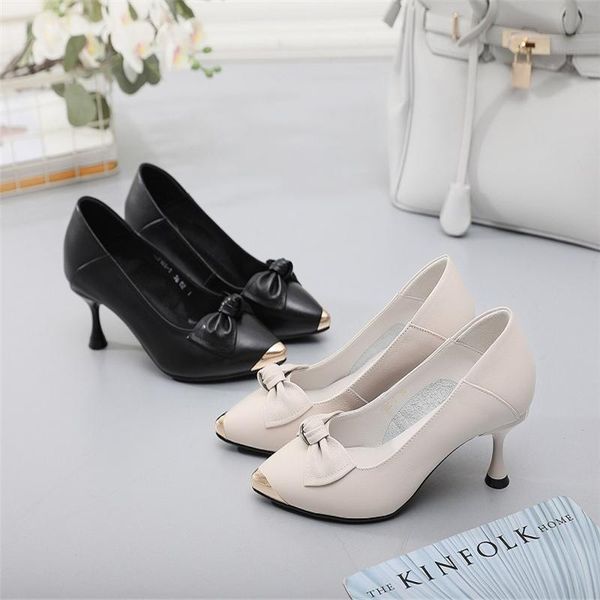 dress shoes leather heels for spring 2021. women's single with low and shallow pointed toes, Black
dress shoes leather heels for spring 2021. women's single with low and shallow pointed toes, Black
