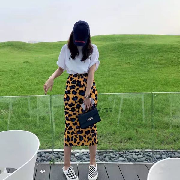 2021 new pleated summer women's printed straight leopard high wais korean fashion women a-line skirt 7gqy, Black
2021 new pleated summer women's printed straight leopard high wais korean fashion women a-line skirt 7gqy, Black