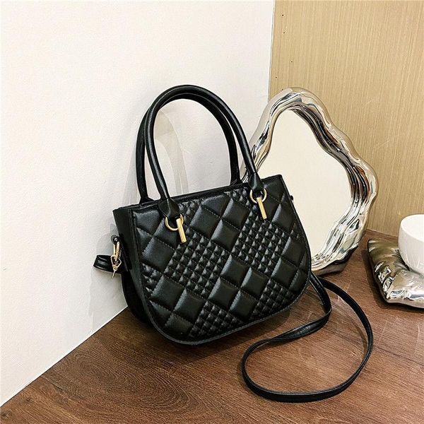 evening bags shoulder bag female women crossbody designer handbag purse retro pu leather simple fashion 2021 diamond lattice zipper
evening bags shoulder bag female women crossbody designer handbag purse retro pu leather simple fashion 2021 diamond lattice zipper