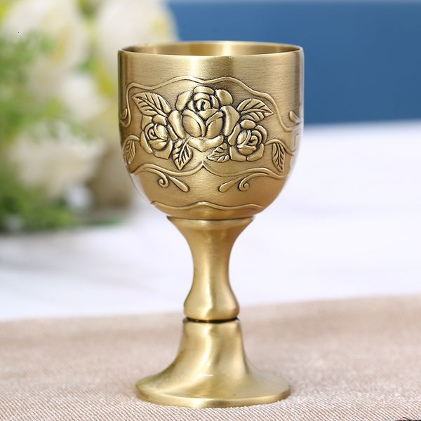 flask flagon large european antique bronze baijiu cup, creative personality baijiu, russian goblet glass
flask flagon large european antique bronze baijiu cup, creative personality baijiu, russian goblet glass