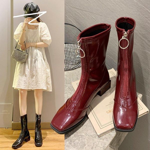 2021 new spring and autumn front zipper women's boots thick heel short tube patent-leather square toe boots trend x551, Black
2021 new spring and autumn front zipper women's boots thick heel short tube patent-leather square toe boots trend x551, Black
