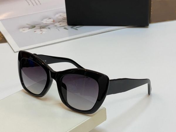 new 5443 mens sunglasses men sun glasses women sunglasses fashion style protects eyes gafas de sol lunettes de soleil with case, White;black
new 5443 mens sunglasses men sun glasses women sunglasses fashion style protects eyes gafas de sol lunettes de soleil with case, White;black