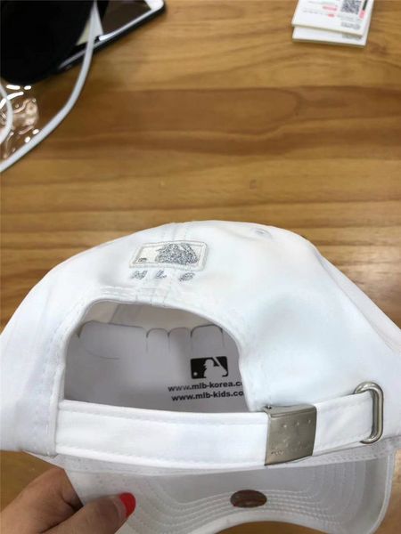 2020 designer baseball caps ladies sun hats spring and summer fashion trend color colorful caps recommended ing, Blue;gray
2020 designer baseball caps ladies sun hats spring and summer fashion trend color colorful caps recommended ing, Blue;gray