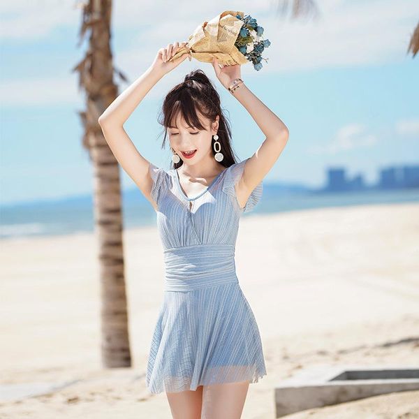 swimsuit women 2021 new korean one-piece skirt-style fairy spring swimsuit conservative cover belly slimming
swimsuit women 2021 new korean one-piece skirt-style fairy spring swimsuit conservative cover belly slimming