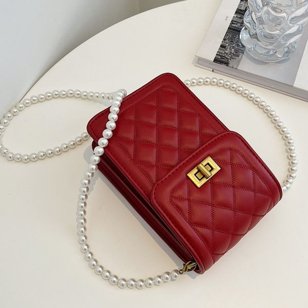 export fashion shoulder mini pearl phone female mobile messenger trend bag new small rhombus 2021 square chain fdnfb
export fashion shoulder mini pearl phone female mobile messenger trend bag new small rhombus 2021 square chain fdnfb