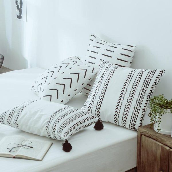 moroccan style geometric cushion cover black line printed 100% pure cotton canvas pillow cover simple art home decor 2 sizes
moroccan style geometric cushion cover black line printed 100% pure cotton canvas pillow cover simple art home decor 2 sizes