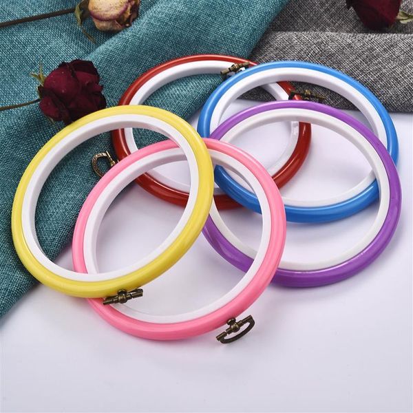2021 sewing tool round colorful plastic embroidery hoops frame set hoop rings for diy cross stitch needle craft tool accessories, Black
2021 sewing tool round colorful plastic embroidery hoops frame set hoop rings for diy cross stitch needle craft tool accessories, Black