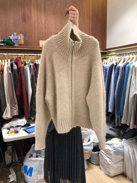 solid dongdamen autumn winter 2020 new south korea color vertical collar zipper thickened long sleeve knitted cardigan women's sweater, White;black
solid dongdamen autumn winter 2020 new south korea color vertical collar zipper thickened long sleeve knitted cardigan women's sweater, White;black