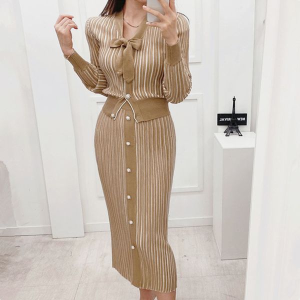 spring korean women striped bow sweater cardigan + single breasted elastic long skirt suit casual knitted two piece set l141, Black;gray
spring korean women striped bow sweater cardigan + single breasted elastic long skirt suit casual knitted two piece set l141, Black;gray