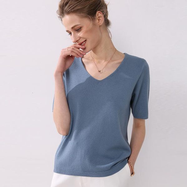 autumn women t-shirts short sleeves v-neck summer short casual solid fashion female knitting sweater tees, White
autumn women t-shirts short sleeves v-neck summer short casual solid fashion female knitting sweater tees, White