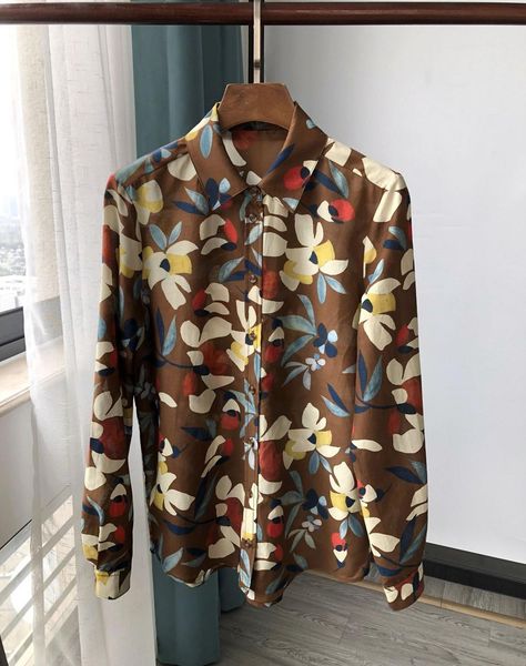 2021 new nova camisa feminina casual usar boto para cima turn down collar manga longa blusa das senhoras impresso superior yff9, Black
2021 new nova camisa feminina casual usar boto para cima turn down collar manga longa blusa das senhoras impresso superior yff9, Black