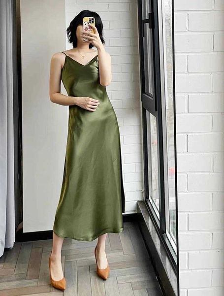 triacetic acid satin suspender dress women's v-neck dress size xs, 4xl morning gown a-line skirt summer vacation annual meeting, White
triacetic acid satin suspender dress women's v-neck dress size xs, 4xl morning gown a-line skirt summer vacation annual meeting, White