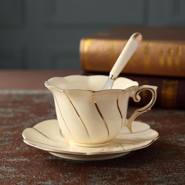 cups & saucers british tea cup saucer spoon holder set porcelain pastoral bone china ceramic coffee europe valentine romantic lover ee50bd
cups & saucers british tea cup saucer spoon holder set porcelain pastoral bone china ceramic coffee europe valentine romantic lover ee50bd