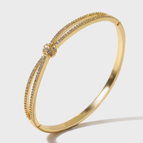 bangle trendy simple ladies geometric bangles for women ol style gold color copper metal cubic zirconia cz zircon bracelet, Black
bangle trendy simple ladies geometric bangles for women ol style gold color copper metal cubic zirconia cz zircon bracelet, Black