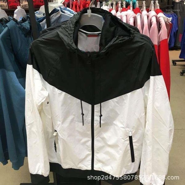 sports windbreaker men's spring and autumn thin coat jacket outdoor hooded casual skin clothes2021 jackets, Black;brown
sports windbreaker men's spring and autumn thin coat jacket outdoor hooded casual skin clothes2021 jackets, Black;brown
