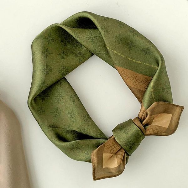 scarves square 100% real silk scarf women bufanda shawls wraps for lady neckerchief satin foulard femme bandana pashmina 2021, Blue;gray
scarves square 100% real silk scarf women bufanda shawls wraps for lady neckerchief satin foulard femme bandana pashmina 2021, Blue;gray