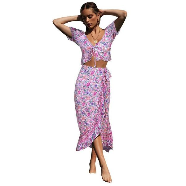 two piece dress bohemian sweet style lady print outfit v-neck short sleeve crop and a-line loose skirt 2 set summer beach suit, White
two piece dress bohemian sweet style lady print outfit v-neck short sleeve crop and a-line loose skirt 2 set summer beach suit, White