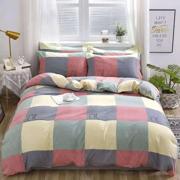 four-piece bedding set for autumn and winter thickening warmth and sanding simple bed sheet quilt cover pillowcase 
four-piece bedding set for autumn and winter thickening warmth and sanding simple bed sheet quilt cover pillowcase