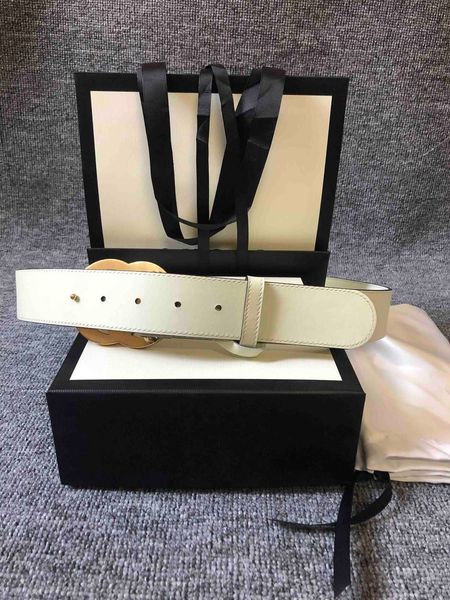 classic 4 colors 3 widths genuine leather women belt with box men belts women gold silver buckle belts 0666, Black;brown
classic 4 colors 3 widths genuine leather women belt with box men belts women gold silver buckle belts 0666, Black;brown