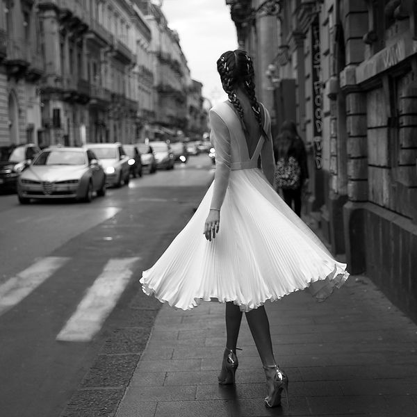 elegant v-neck new short a-line wedding 2021 long sleeves ruffled bridal gown plus size knee length vestidos de noiva wz11, White
elegant v-neck new short a-line wedding 2021 long sleeves ruffled bridal gown plus size knee length vestidos de noiva wz11, White
