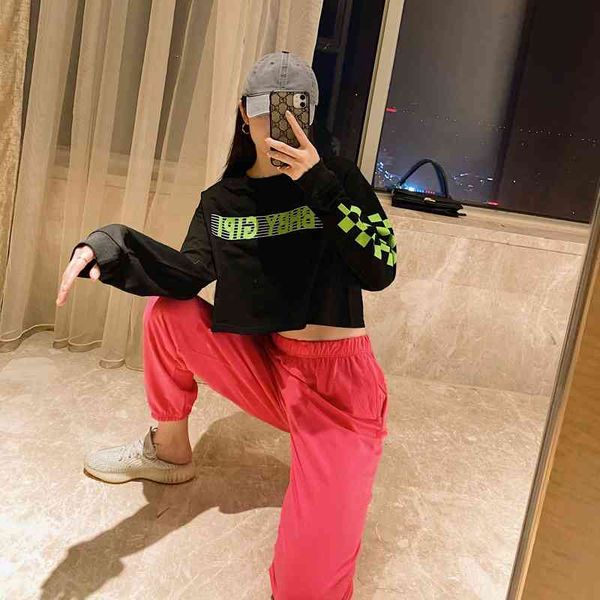 jazz hip hop set spring and autumn cotton round neck loose high waist short navel sweater, Black
jazz hip hop set spring and autumn cotton round neck loose high waist short navel sweater, Black