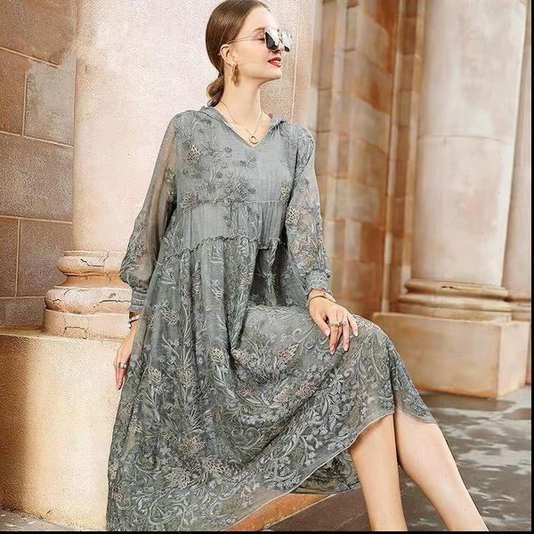 2021 new summer elegant mesh lace embroider women a line dress hooded cap full sleeve dresses loose vestido plus size 4xl s34, Black;gray
2021 new summer elegant mesh lace embroider women a line dress hooded cap full sleeve dresses loose vestido plus size 4xl s34, Black;gray