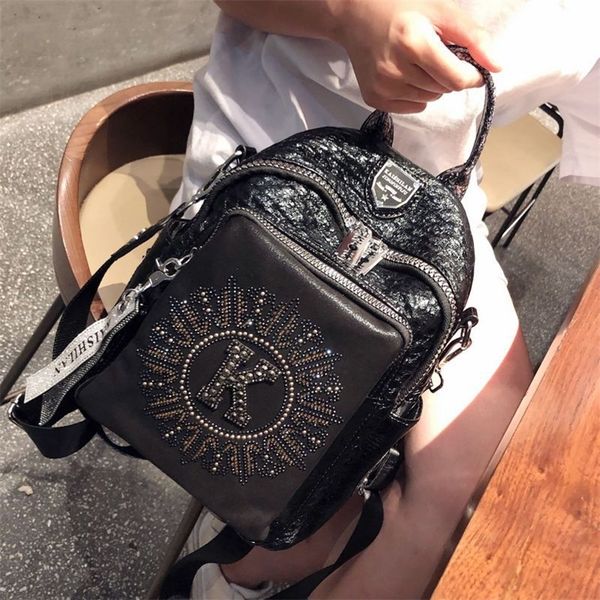 microfiber leather rhinestone backpack teenager casual shine diamonds school book knapsack bag women daily backpack 210303
microfiber leather rhinestone backpack teenager casual shine diamonds school book knapsack bag women daily backpack 210303