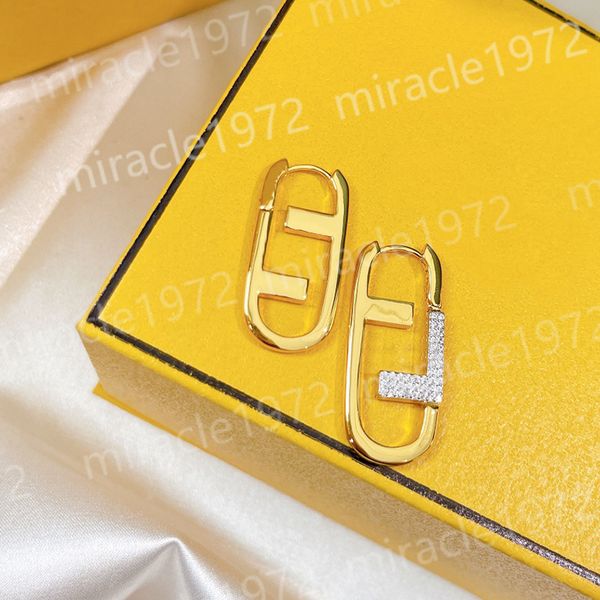 asymmetric letter earrings women designer earrings for women jewelry fashion stud earring 925 21110918xs, Golden;silver
asymmetric letter earrings women designer earrings for women jewelry fashion stud earring 925 21110918xs, Golden;silver
