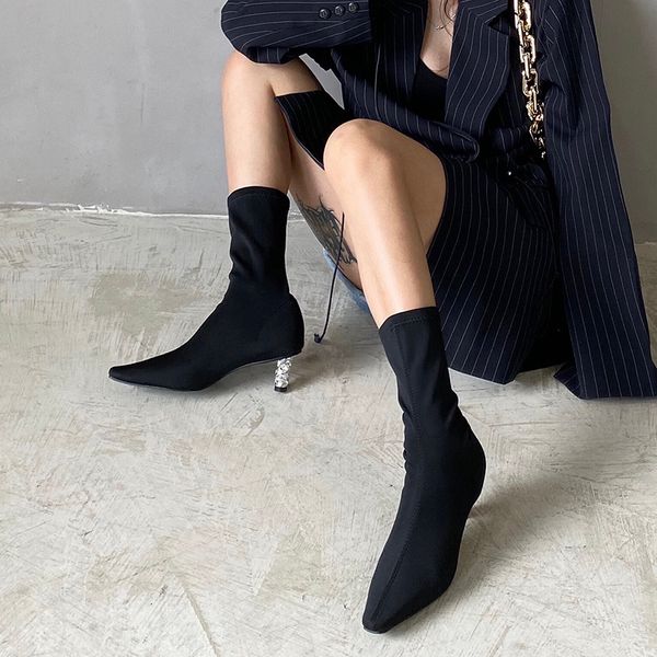 2021 autumn fashion women pointed toe stretch ankle crystal heels socks boots ladies shoes new xmc7, Black
2021 autumn fashion women pointed toe stretch ankle crystal heels socks boots ladies shoes new xmc7, Black