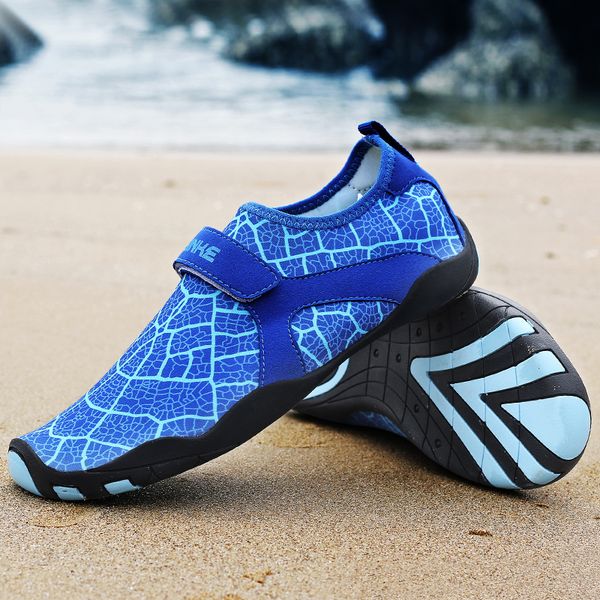 new outdoor quick-drying wading upstream water shoes scratchproof anti-slip beach shoes snorkeling diving shoes for men women, Black
new outdoor quick-drying wading upstream water shoes scratchproof anti-slip beach shoes snorkeling diving shoes for men women, Black