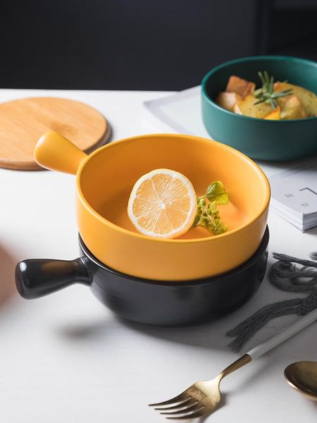 bowls baked rice with cheese, bowl, household oven, special ceramic tableware, fruit net, red plate and dish
bowls baked rice with cheese, bowl, household oven, special ceramic tableware, fruit net, red plate and dish