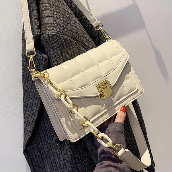 shoulder bags niche design handbags 2021 fashion messenger bag square underarm dual-use width: 22cm
shoulder bags niche design handbags 2021 fashion messenger bag square underarm dual-use width: 22cm
